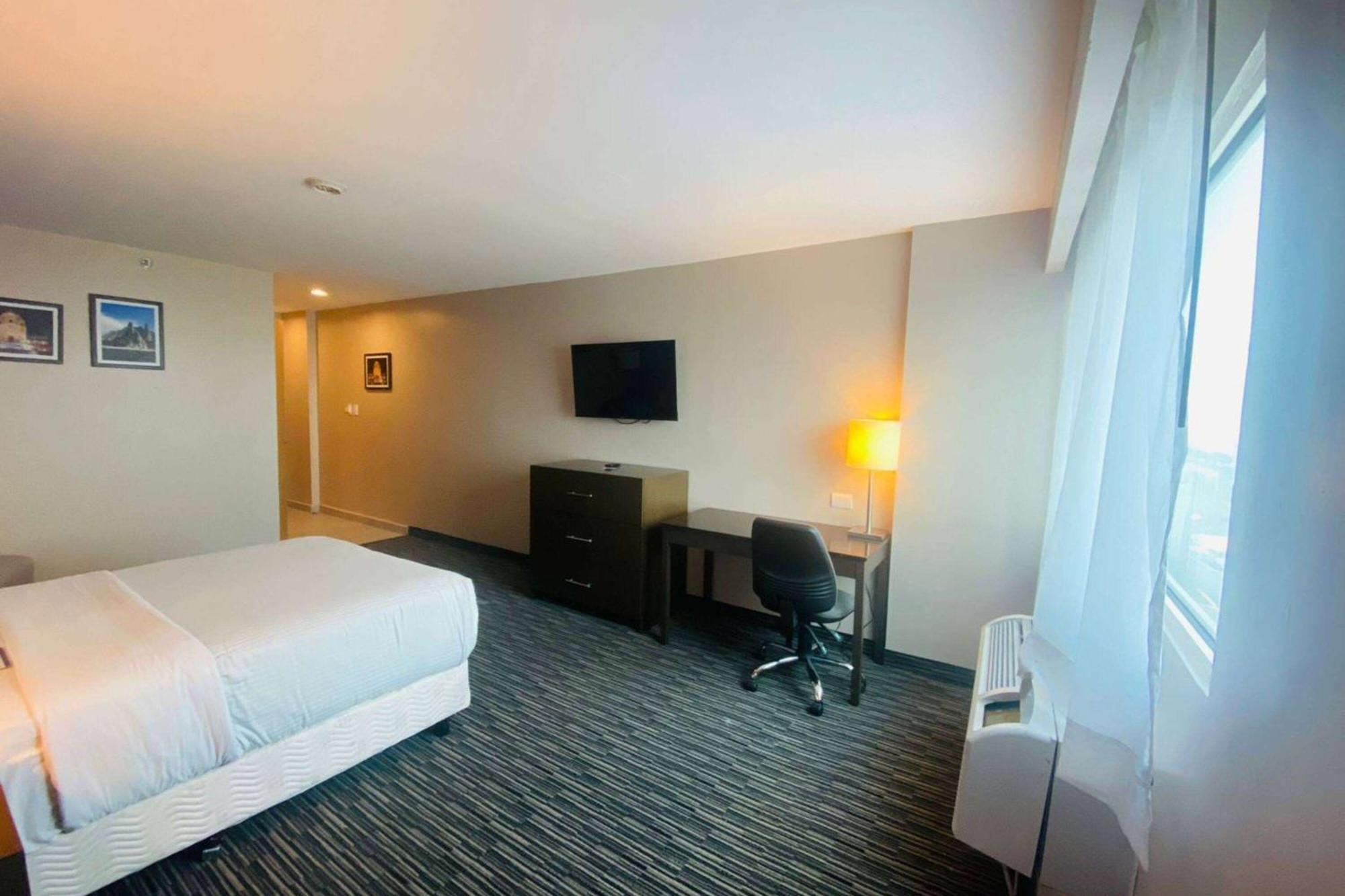 Chn Hotel Monterrey Norte, Trademark Collection By Wyndham Exteriér fotografie